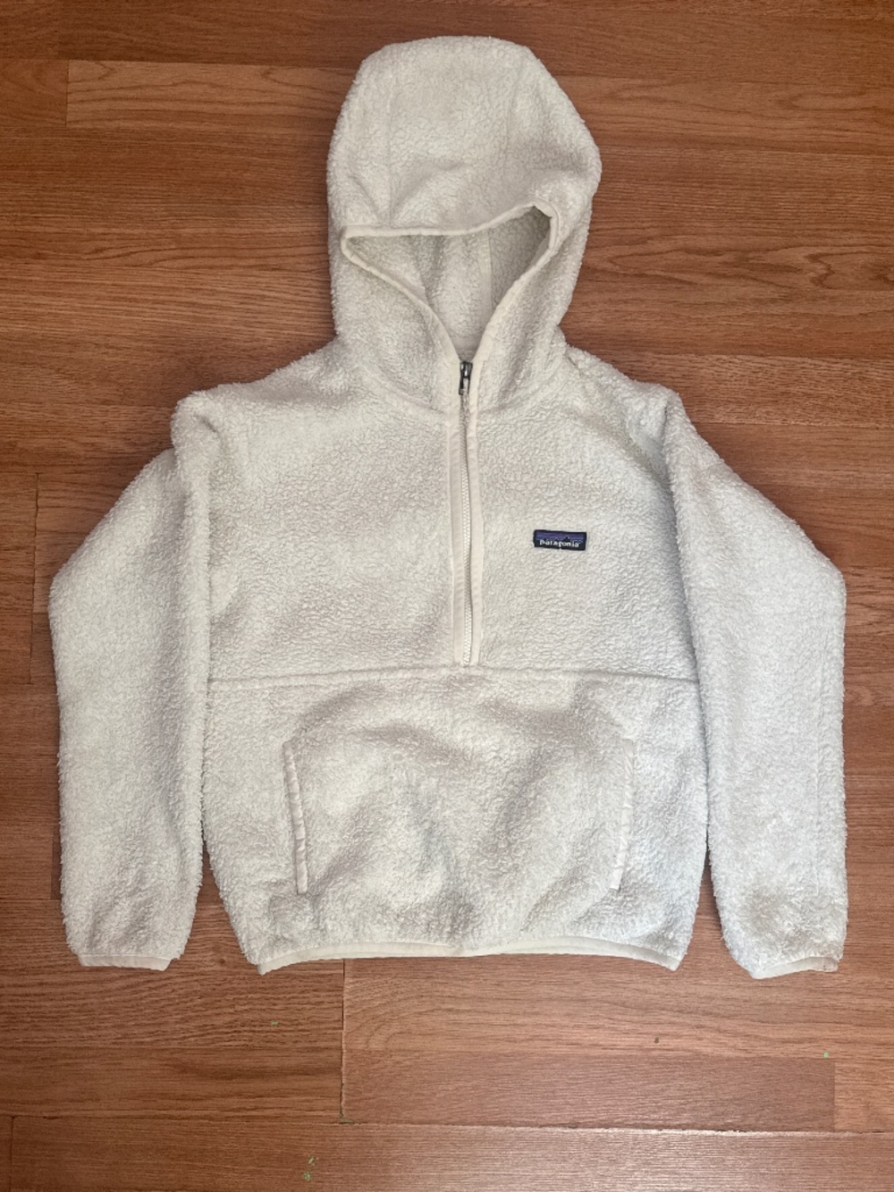 Patagonia Los Gatos Pullover Fleece Hoodie, Size XS  in Birch White/ white cream